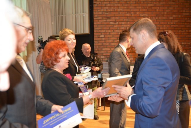 Krystyna Manowska laureatką konkursu „O Wawrzyn” [02.04.2014] - zdjęcie #6 - eOstroleka.pl