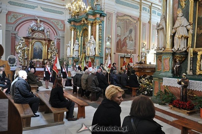 Pogrzeb kapitana Edwarda Mierzejewskiego [02.04.2014] - zdjęcie #30 - eOstroleka.pl