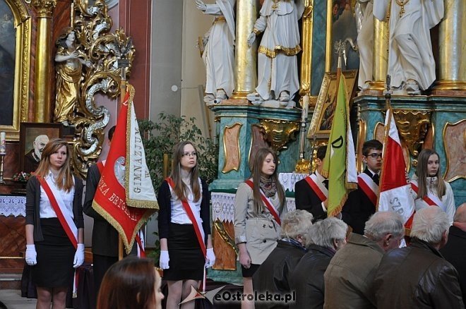 Pogrzeb kapitana Edwarda Mierzejewskiego [02.04.2014] - zdjęcie #28 - eOstroleka.pl