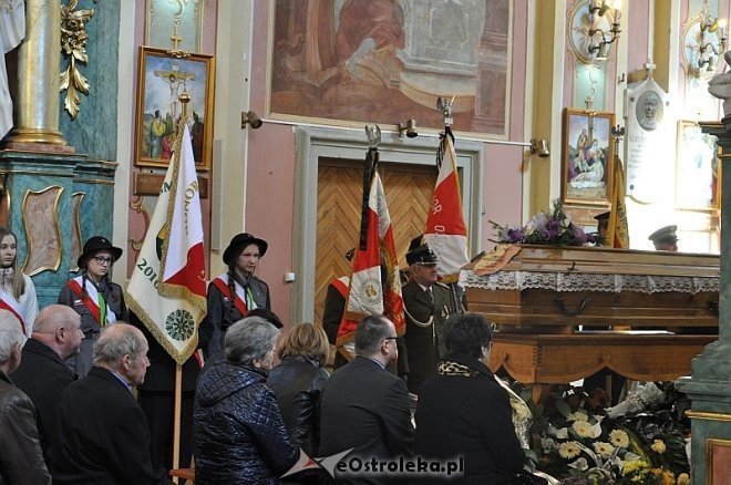 Pogrzeb kapitana Edwarda Mierzejewskiego [02.04.2014] - zdjęcie #27 - eOstroleka.pl