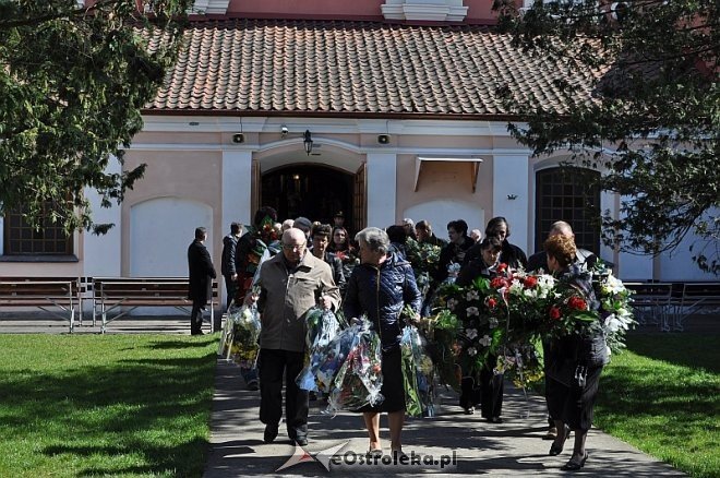 Pogrzeb kapitana Edwarda Mierzejewskiego [02.04.2014] - zdjęcie #24 - eOstroleka.pl