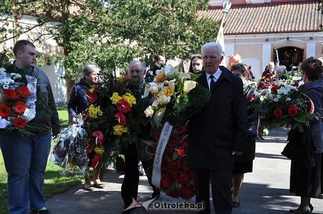 Pogrzeb kapitana Edwarda Mierzejewskiego [02.04.2014] - zdjęcie #21 - eOstroleka.pl