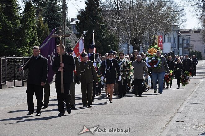 Pogrzeb kapitana Edwarda Mierzejewskiego [02.04.2014] - zdjęcie #14 - eOstroleka.pl