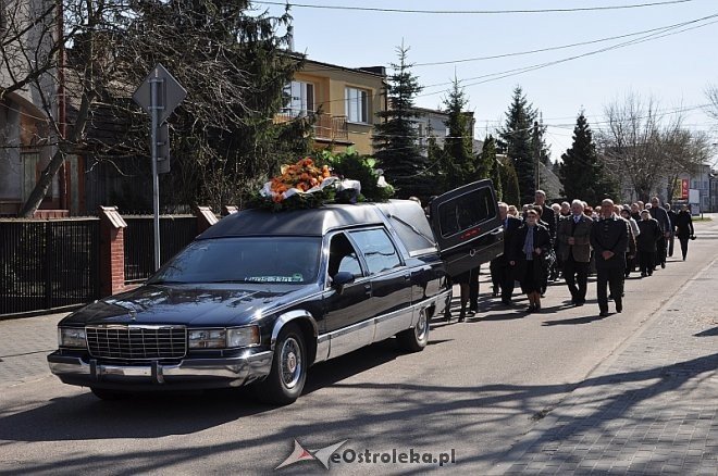 Pogrzeb kapitana Edwarda Mierzejewskiego [02.04.2014] - zdjęcie #26 - eOstroleka.pl
