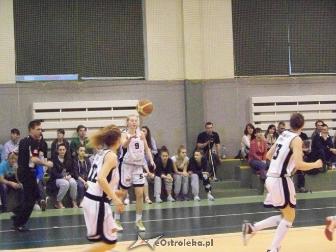 Unia Basket Ostrołęka - Wisła Kraków (04.04.2014) - zdjęcie #21 - eOstroleka.pl
