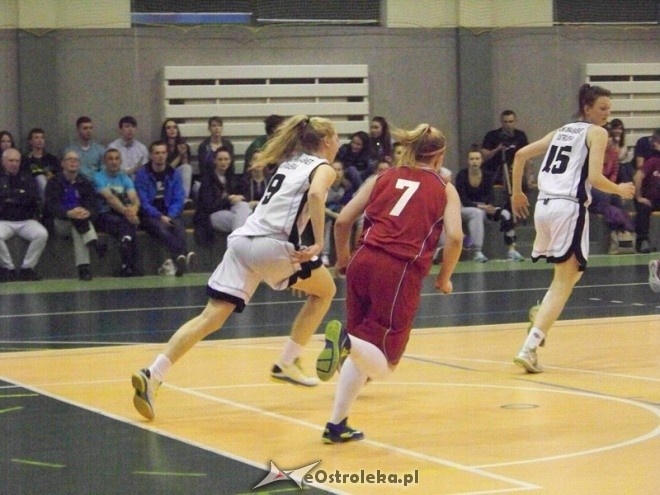 Unia Basket Ostrołęka - Wisła Kraków (04.04.2014) - zdjęcie #4 - eOstroleka.pl