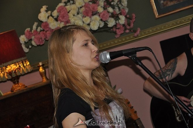 Koncert zespołu Vinyl w Kafeterii [04.04.2014] - zdjęcie #7 - eOstroleka.pl