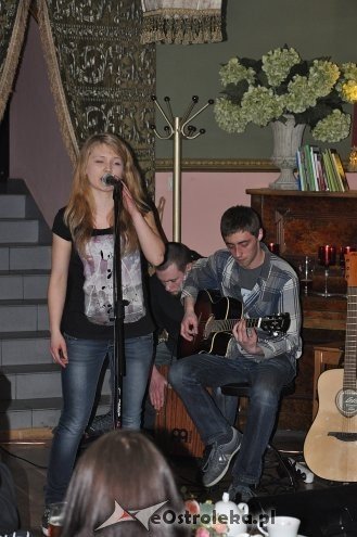 Koncert zespołu Vinyl w Kafeterii [04.04.2014] - zdjęcie #3 - eOstroleka.pl