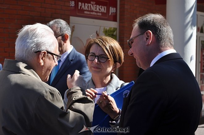 Julia Pitera w Ostrołęce [05.04.2014] - zdjęcie #4 - eOstroleka.pl