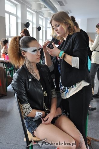 III Szkolny Konkurs Makijażu „Karnawał w Wenecji” [06.04.2014] - zdjęcie #19 - eOstroleka.pl