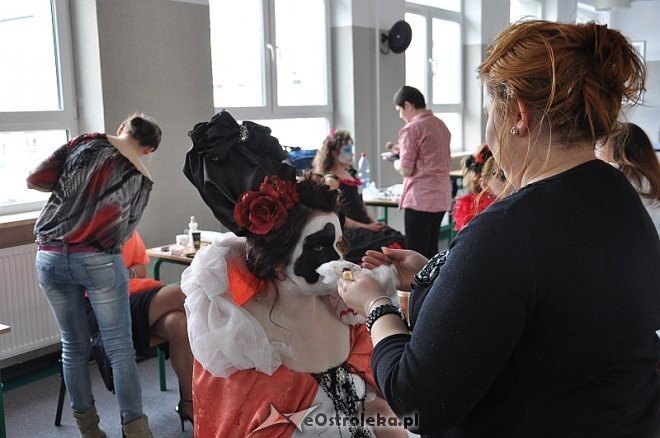 III Szkolny Konkurs Makijażu „Karnawał w Wenecji” [06.04.2014] - zdjęcie #26 - eOstroleka.pl