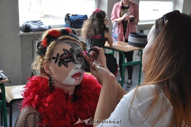 III Szkolny Konkurs Makijażu „Karnawał w Wenecji” [06.04.2014] - zdjęcie #87 - eOstroleka.pl