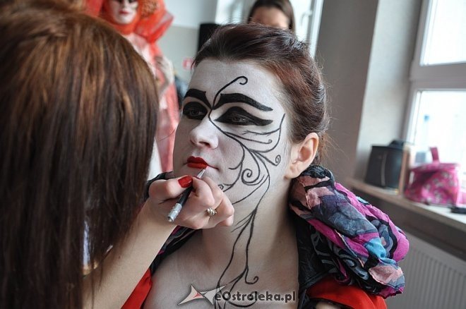 III Szkolny Konkurs Makijażu „Karnawał w Wenecji” [06.04.2014] - zdjęcie #76 - eOstroleka.pl
