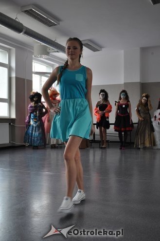 III Szkolny Konkurs Makijażu „Karnawał w Wenecji” [06.04.2014] - zdjęcie #32 - eOstroleka.pl