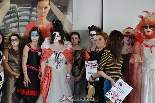 III Szkolny Konkurs Makijażu „Karnawał w Wenecji” [06.04.2014] - zdjęcie #20 - eOstroleka.pl