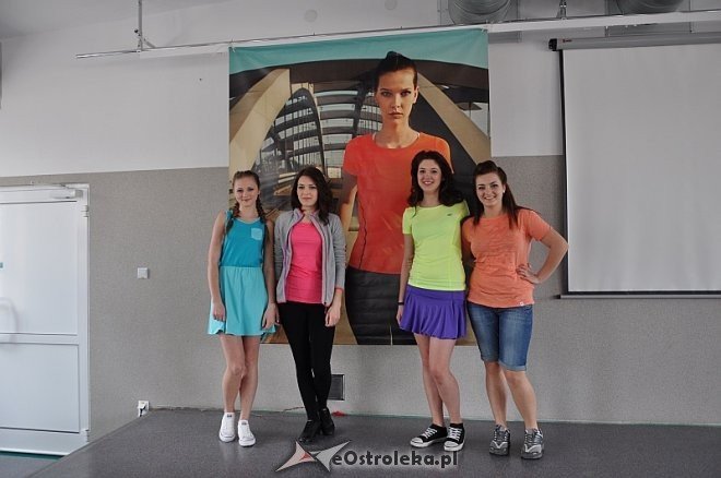 III Szkolny Konkurs Makijażu „Karnawał w Wenecji” [06.04.2014] - zdjęcie #10 - eOstroleka.pl