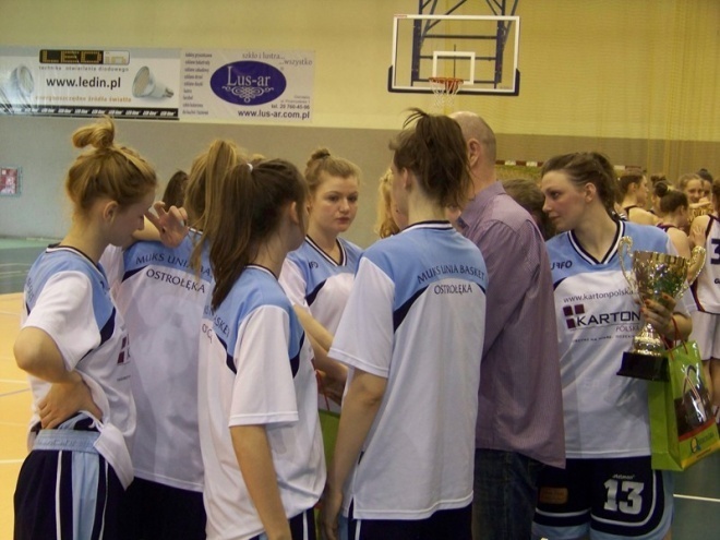 Unia Basket Ostrołęka - GTK Gdynia (06.04.2014) - zdjęcie #1 - eOstroleka.pl