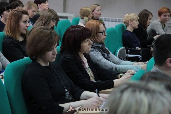 Konferencja pn. „Wspomaganie rozwoju dzieci z autyzmem” [07.04.2014] - zdjęcie #13 - eOstroleka.pl