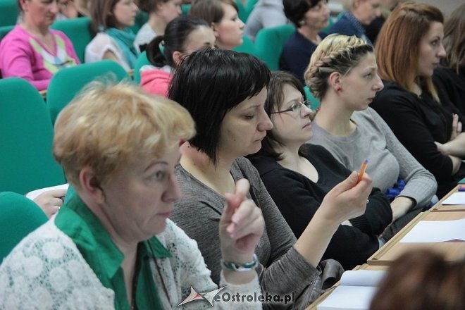 Konferencja pn. „Wspomaganie rozwoju dzieci z autyzmem” [07.04.2014] - zdjęcie #15 - eOstroleka.pl