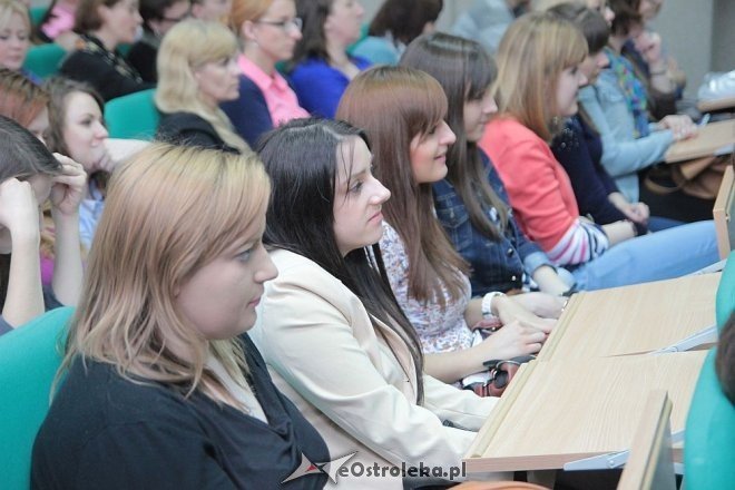 Konferencja pn. „Wspomaganie rozwoju dzieci z autyzmem” [07.04.2014] - zdjęcie #23 - eOstroleka.pl