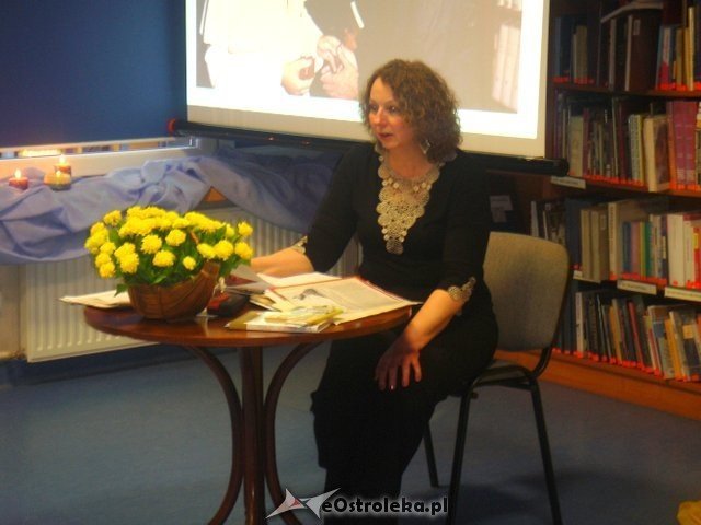 Wieczór poświęcony Janowi Pawłowi II pn. „O Człowieku, który zmienił Świat” [07.04.2014] - zdjęcie #4 - eOstroleka.pl