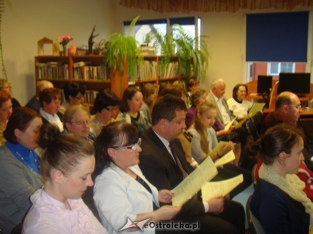 Wieczór poświęcony Janowi Pawłowi II pn. „O Człowieku, który zmienił Świat” [07.04.2014] - zdjęcie #5 - eOstroleka.pl