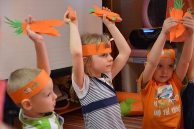 „Światowy dzień marchewki” w Przedszkolu Samorządowym w Goworowie [08.04.2014] - zdjęcie #14 - eOstroleka.pl