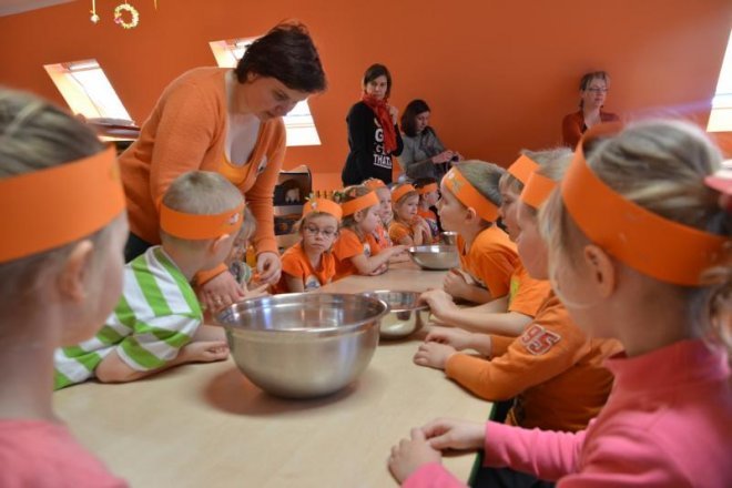 „Światowy dzień marchewki” w Przedszkolu Samorządowym w Goworowie [08.04.2014] - zdjęcie #13 - eOstroleka.pl