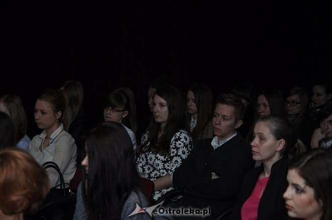 „Festiwal Nauki”: Debata społeczna „Dlaczego warto pomagać?” [09.04.2014] - zdjęcie #3 - eOstroleka.pl