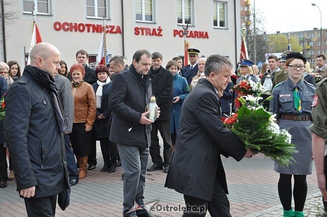 Miejskie obchody 4. rocznicy katastrofy smoleńskiej [10.04.2014]  - zdjęcie #21 - eOstroleka.pl