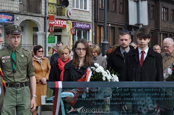 Miejskie obchody 4. rocznicy katastrofy smoleńskiej [10.04.2014]  - zdjęcie #36 - eOstroleka.pl