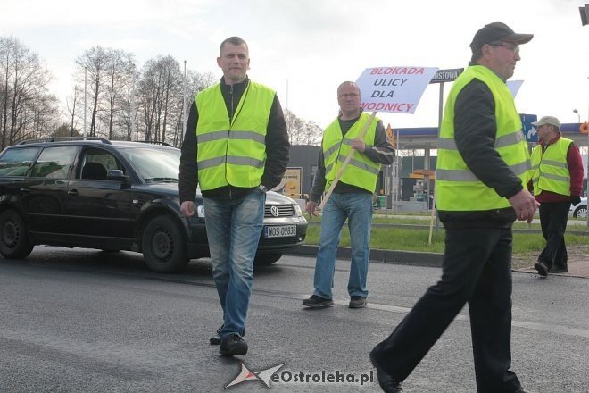 Protest w sprawie budowy obwodnicy Ostrołęki [10.04.2014] - zdjęcie #12 - eOstroleka.pl