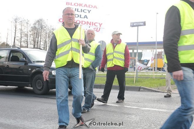 Protest w sprawie budowy obwodnicy Ostrołęki [10.04.2014] - zdjęcie #31 - eOstroleka.pl