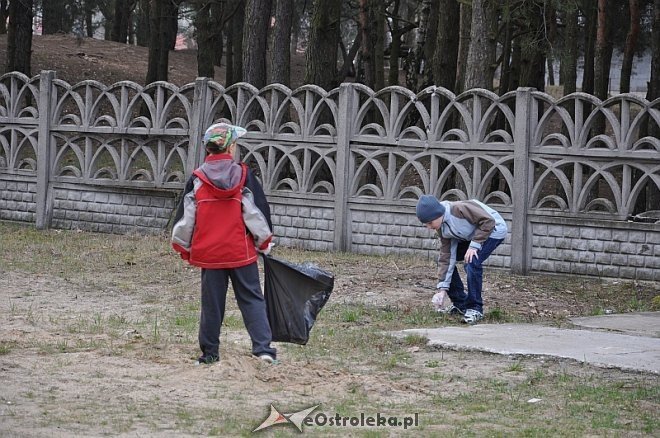Kolejna Akcja Sprzątania Świata w Ostrołęce [11.04.2014] - zdjęcie #19 - eOstroleka.pl