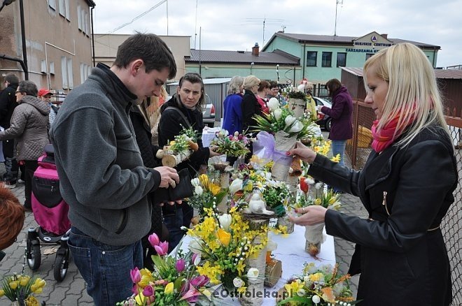 Wielkanocny kiermasz prac Motylków [11.04.2014] - zdjęcie #11 - eOstroleka.pl