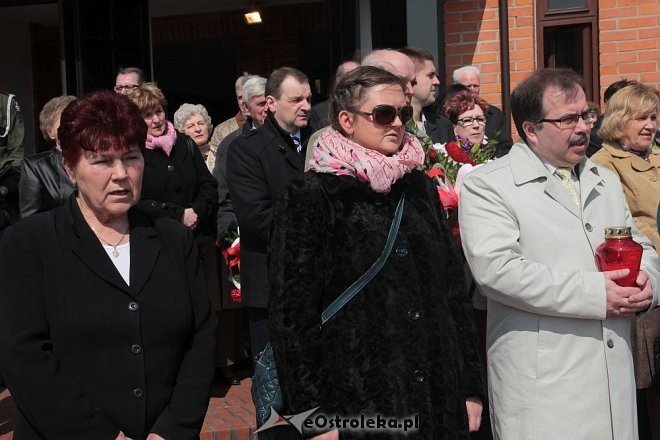 Miejskie obchody 4. rocznicy katastrofy smoleńskiej [13/04/2014] - zdjęcie #48 - eOstroleka.pl