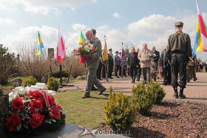 Miejskie obchody 4. rocznicy katastrofy smoleńskiej [13/04/2014] - zdjęcie #22 - eOstroleka.pl