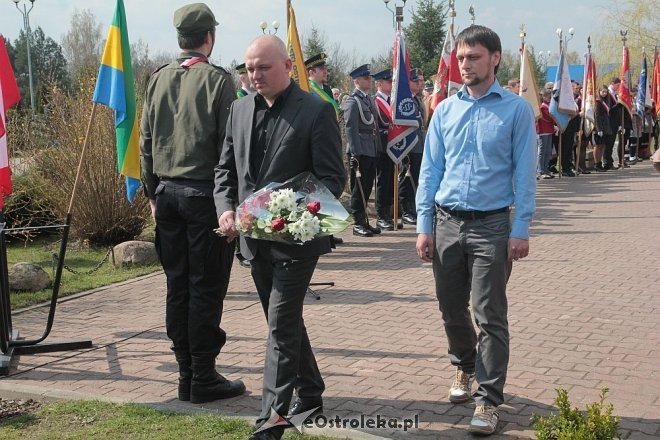Miejskie obchody 4. rocznicy katastrofy smoleńskiej [13/04/2014] - zdjęcie #61 - eOstroleka.pl