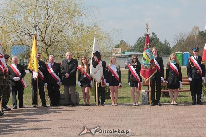 Miejskie obchody 4. rocznicy katastrofy smoleńskiej [13/04/2014] - zdjęcie #5 - eOstroleka.pl