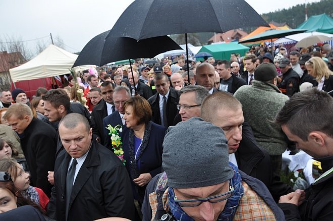 Niedziela Palmowa 2014 w Łysych z udziałem Prezydenta Bronisława Komorowskiego - zdjęcie #12 - eOstroleka.pl