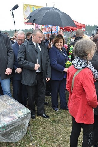 Niedziela Palmowa 2014 w Łysych z udziałem Prezydenta Bronisława Komorowskiego - zdjęcie #15 - eOstroleka.pl