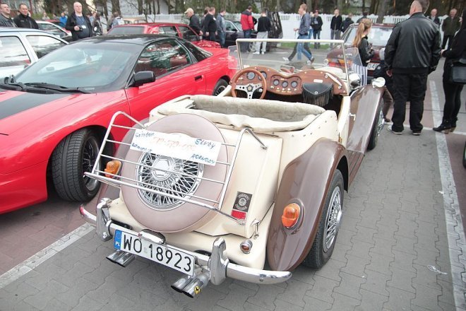 Ostrołęcki Zlot Samochodów Zabytkowych [13.04.2014] - zdjęcie #9 - eOstroleka.pl