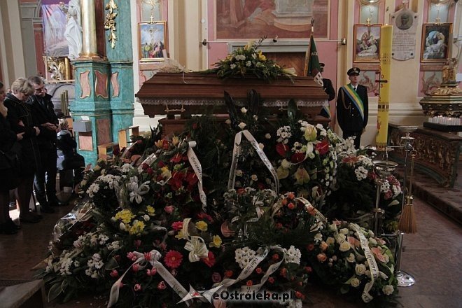 Pogrzeb śp. radnego Sławomira Kot [15.04.2014] - zdjęcie #31 - eOstroleka.pl