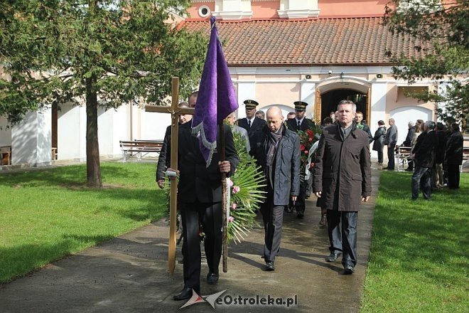 Pogrzeb śp. radnego Sławomira Kot [15.04.2014] - zdjęcie #32 - eOstroleka.pl