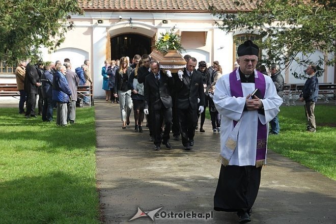 Pogrzeb śp. radnego Sławomira Kot [15.04.2014] - zdjęcie #19 - eOstroleka.pl
