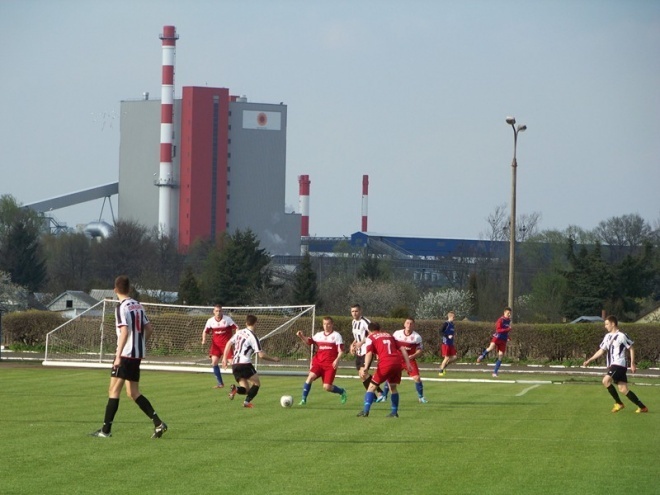 Narew Ostrołęka - Czarni Alkor Trade Węgrów (18.04.2014) - zdjęcie #15 - eOstroleka.pl