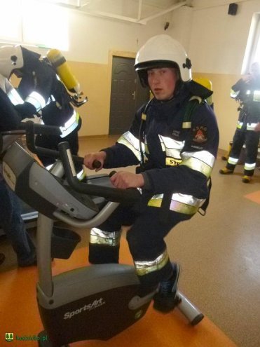 Test w komorze dymnej dla strażaków z Kadzidła [ZDJĘCIA] - zdjęcie #45 - eOstroleka.pl