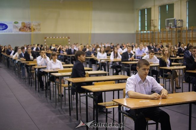 Kolejny dzień testów gimnazjalnych w Ostrołęce [24.04.2014] - zdjęcie #1 - eOstroleka.pl