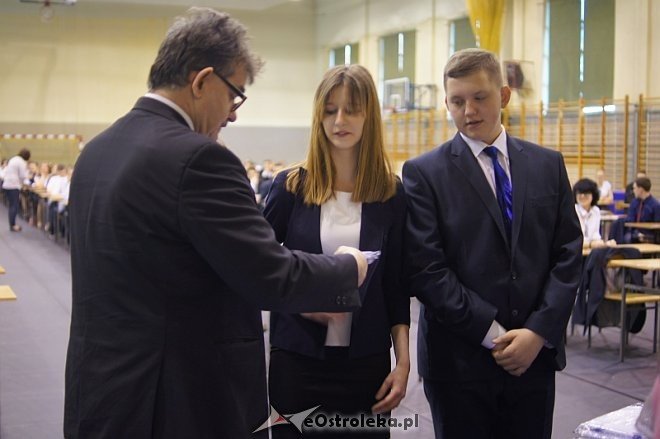 Kolejny dzień testów gimnazjalnych w Ostrołęce [24.04.2014] - zdjęcie #6 - eOstroleka.pl