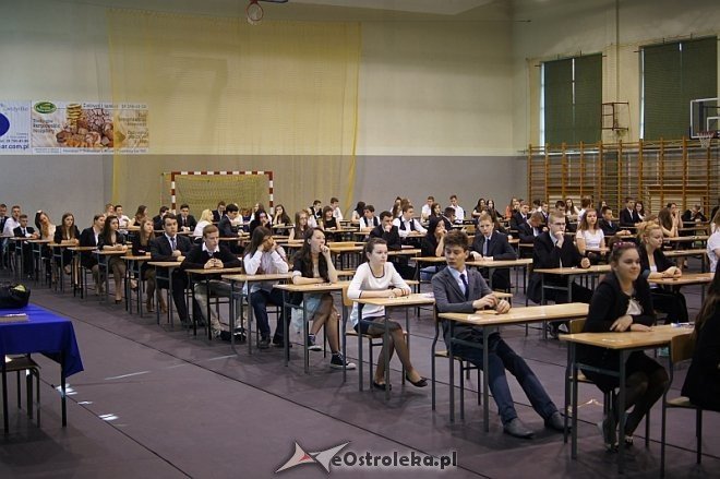 Kolejny dzień testów gimnazjalnych w Ostrołęce [24.04.2014] - zdjęcie #13 - eOstroleka.pl
